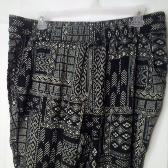 Jessica Simpson Pants Women XL Elastic Waist Pull On Pockets Pattern Black White - Picture 4 of 16